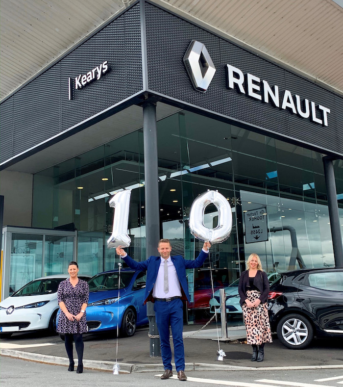 Kearys Renault Cork Brendan Keary and team