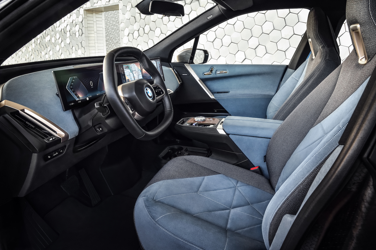 BMW ix Interior 