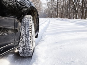 9 Top Tips For Driving in Snow