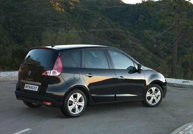 Renault Scenic Review