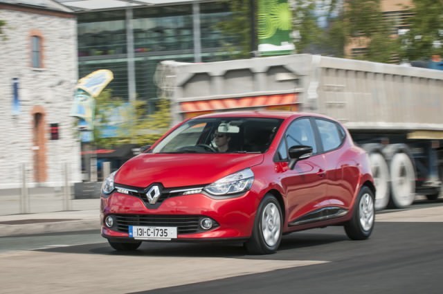 Renault Clio Review