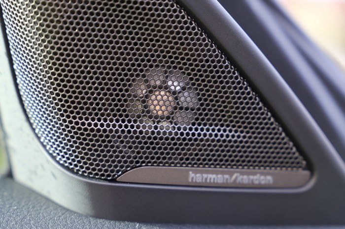 BMW Harmon Kardon Stereo