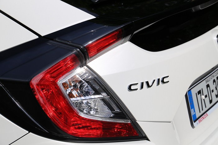 Honda Civic 1.5 turbo petrol engine