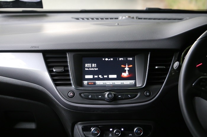 Opel Intellilink display screen