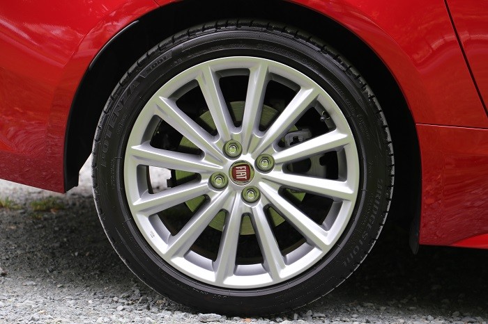 17 inch alloy wheels Fiat 124 Spider