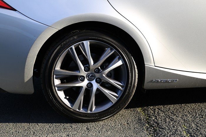 Lexus alloy wheels