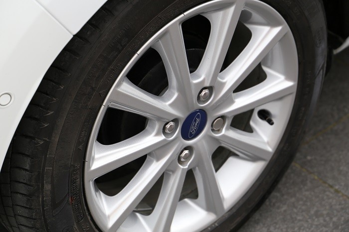 Ford Alloy wheels