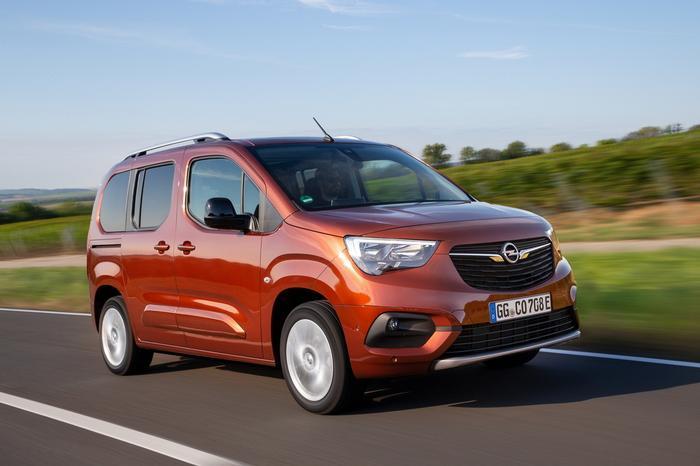 Opel Combo-e Review